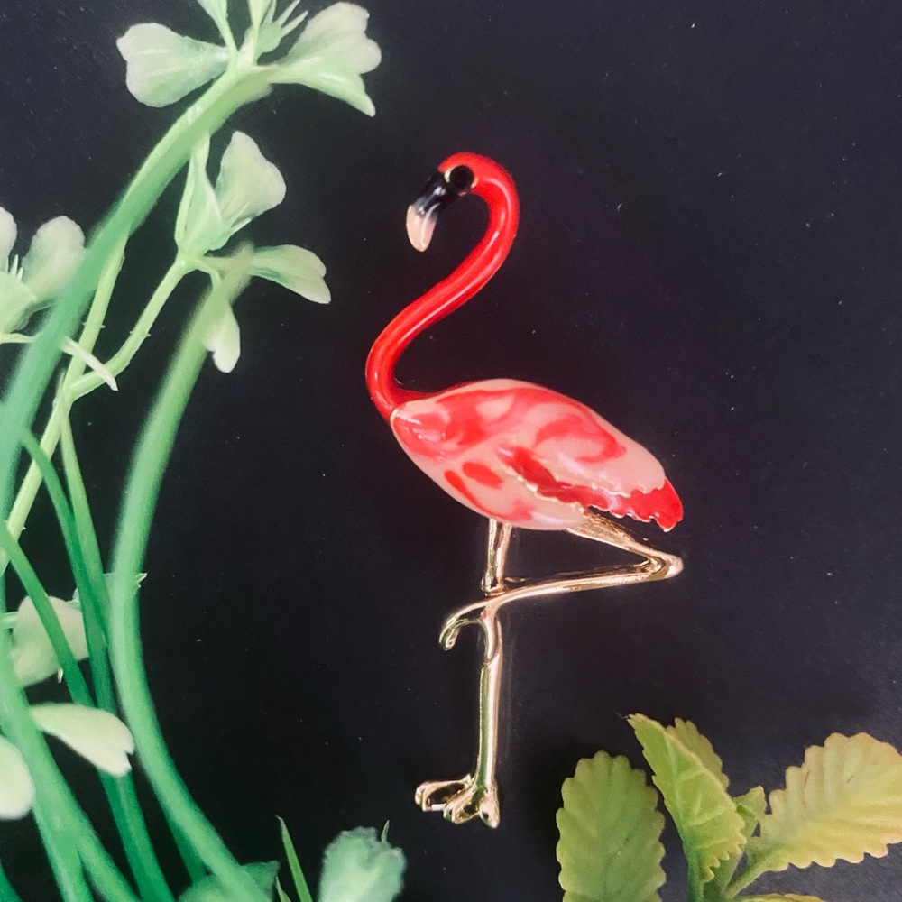 🍏50% OFF/3+...Stunning Red Flamingo Brooch